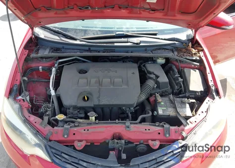 2015 Toyota Corolla S Plus z USA, uszkodzony, nr VIN 5YFBURHE7FP266552